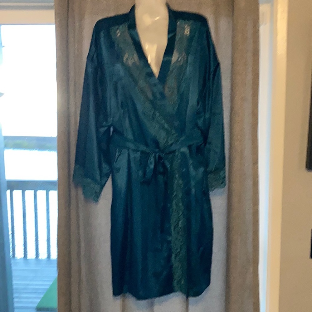 Deep green robe